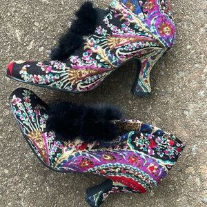 BACi Daisy Vintage Colorful Patterned Women's Heels 8